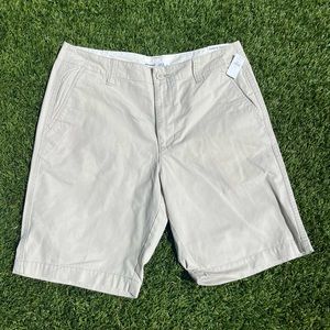 NEW W/ TAGS OLD NAVY LIVED IN CARGO SHORTS BEIGE SIZE 34